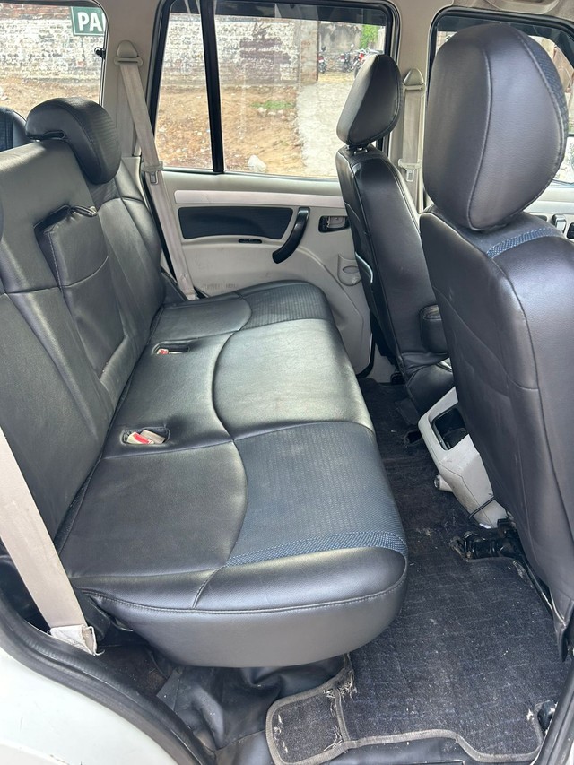 Second-hand 2018 Mahindra Scorpio S11 BSIV for sale in Jaipur-6