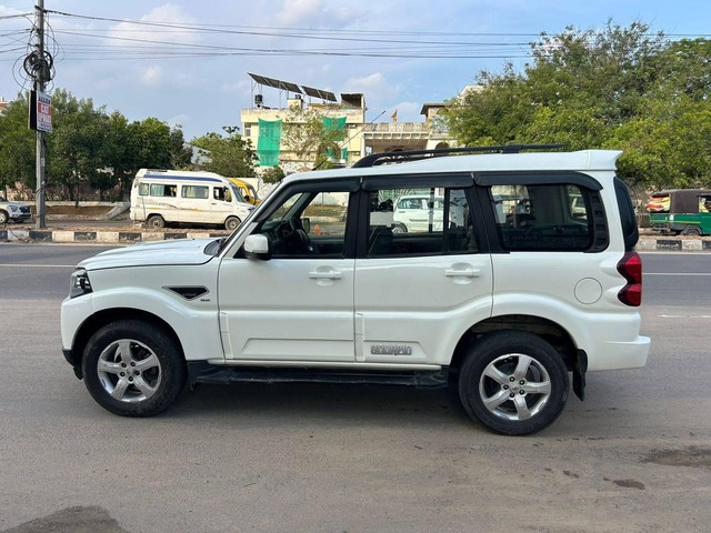 Second-hand 2018 Mahindra Scorpio S11 BSIV for sale in Jaipur-3