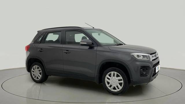 https://images10.gaadi.com/usedcar_image/4614248/original/27f7cd9c7d105be5eb9c07e423a26cf3.jpg?imwidth=6400