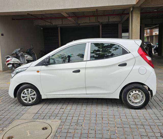 https://images10.gaadi.com/usedcar_image/4614249/original/processed_f9c2459783e59ddc20fe90789ff9952f.jpg?imwidth=6402