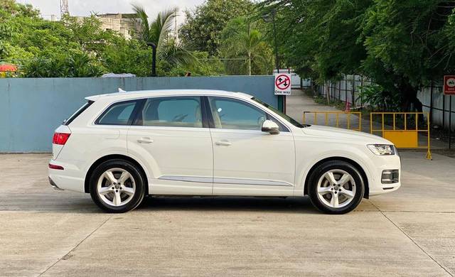 https://images10.gaadi.com/usedcar_image/4614259/original/processed_d783c6e7e3d15bedc7a77503cdcbd1f7.jpg?imwidth=6401