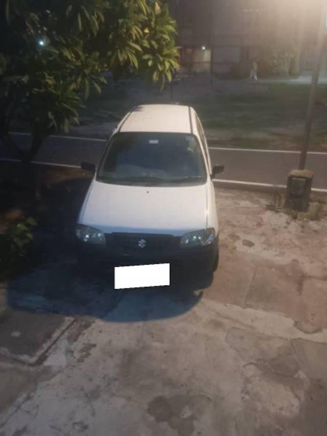 https://images10.gaadi.com/usedcar_image/4614266/original/processed_dc8d2040-f849-4fba-a824-f9f8b8e8f61e.jpg?imwidth=6402