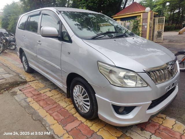 https://images10.gaadi.com/usedcar_image/4614270/original/processed_6d095f47bb7d19fd6178a2770603e6e3.jpg?imwidth=6401