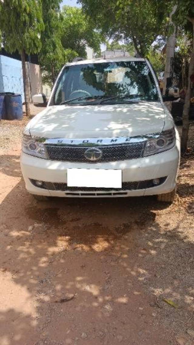 https://images10.gaadi.com/usedcar_image/4614325/original/processed_8219b1d3-c2ca-4ef3-88ca-9f7a87a8f24a.jpg?imwidth=6400