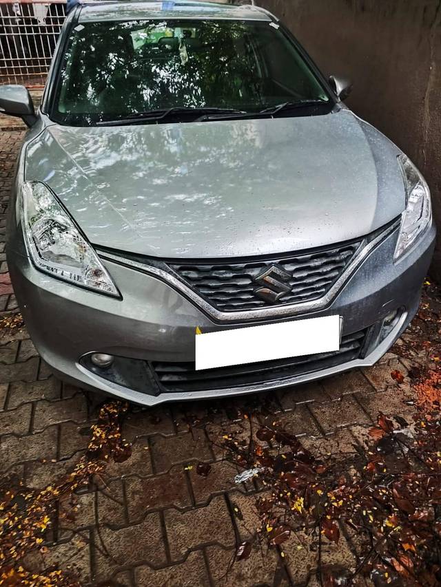 https://images10.gaadi.com/usedcar_image/4614333/original/processed_76a866a7-e1d7-495d-bc93-77dcd7b7d89a.jpg?imwidth=6402