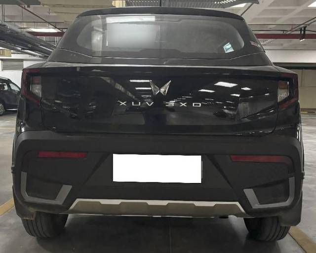 https://images10.gaadi.com/usedcar_image/4614336/original/processed_ed416187-14f9-48da-8791-2d1f7b2c0564.jpg?imwidth=6402