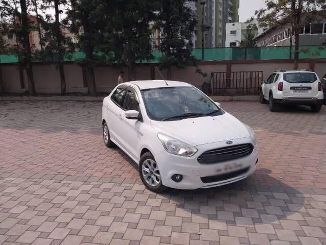 https://images10.gaadi.com/usedcar_image/4614344/original/94a3f7af-0f6f-4ae0-b4b6-d325c7a9852a.png?imwidth=6400