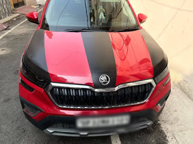 https://images10.gaadi.com/usedcar_image/4614346/original/bc37aae2-e601-42b7-8a4f-e136262db444.png?imwidth=6400