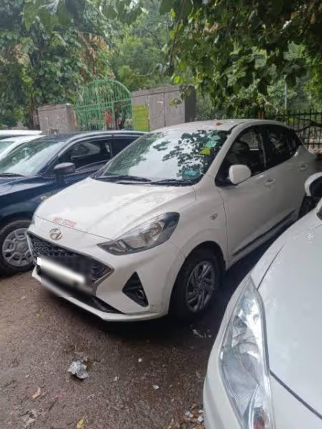 https://images10.gaadi.com/usedcar_image/4614367/original/051740d3-fe88-4e8c-9603-094b2ae7dd20.png?imwidth=6402