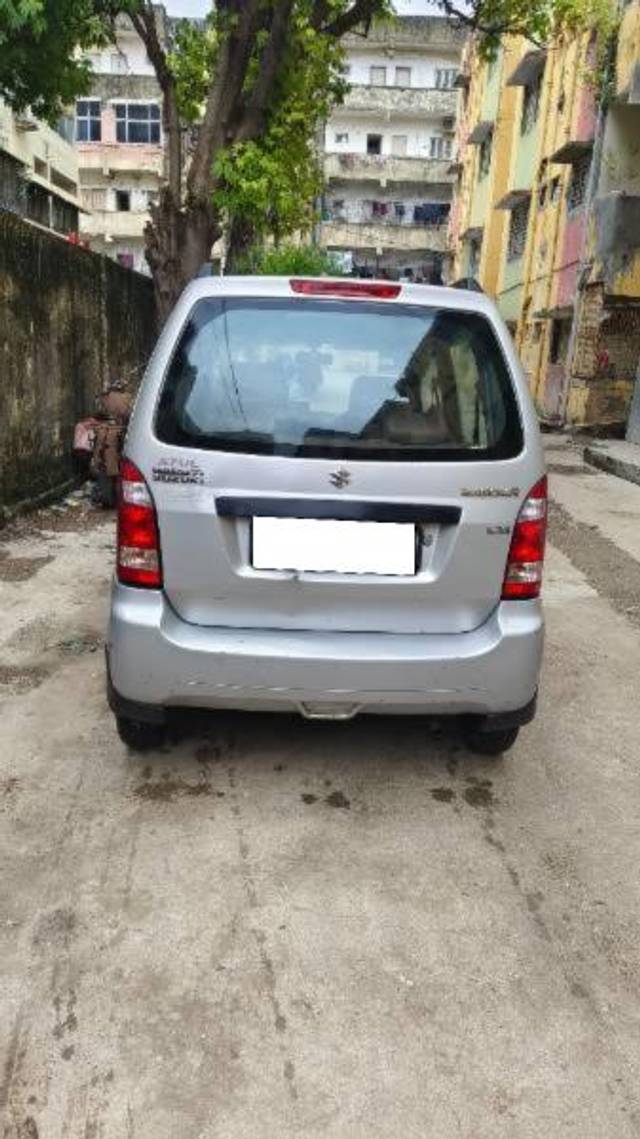 https://images10.gaadi.com/usedcar_image/4614413/original/processed_48b6cbb4-4543-42ac-a849-e6bd55f9a9c0.jpg?imwidth=6402