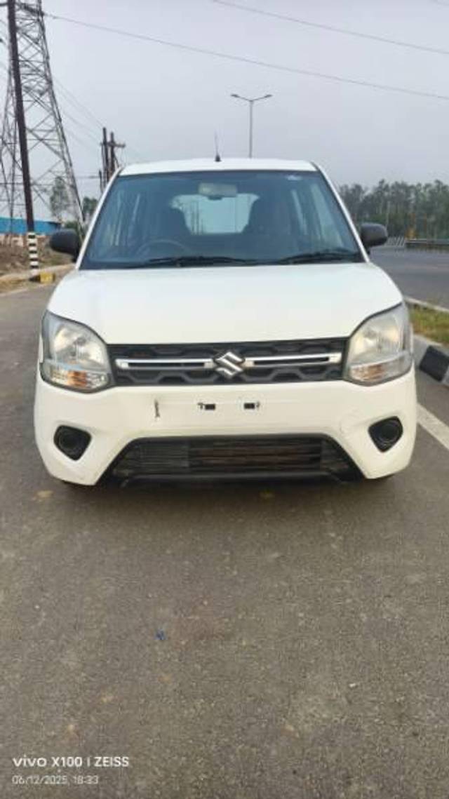 https://images10.gaadi.com/usedcar_image/4614431/original/processed_1a51858e-81f6-47d1-95de-60bda8f17c94.jpg?imwidth=6400