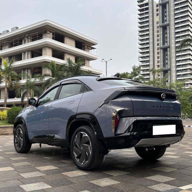 https://images10.gaadi.com/usedcar_image/4614434/original/processed_7b15ced680c4b6b9e103ccd48e101331.jpg?imwidth=6402