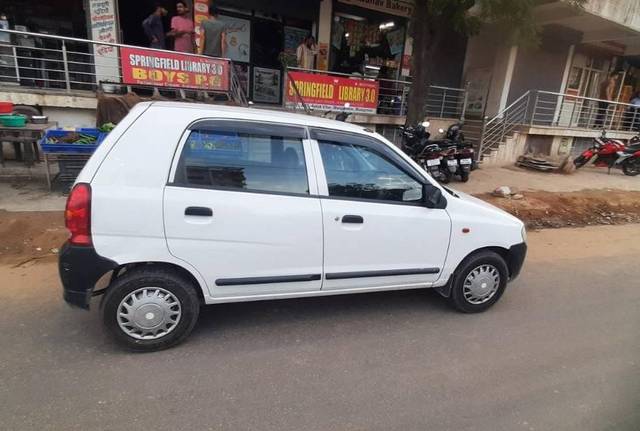 https://images10.gaadi.com/usedcar_image/4614508/original/processed_3d6867e8-fa12-4a66-af7f-57d354f8e1fd.jpg?imwidth=6401
