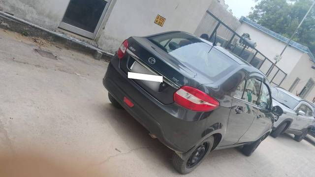 https://images10.gaadi.com/usedcar_image/4614534/original/processed_70e06bc0-c5ff-49c8-8a91-ded4e4ce3cf6.jpg?imwidth=6402