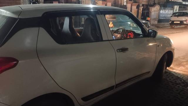 https://images10.gaadi.com/usedcar_image/4614543/original/processed_5370c8f2-3178-4f79-9d29-42df2698aa31.jpg?imwidth=6400