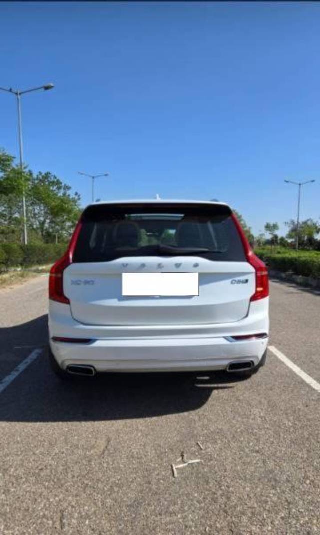 https://images10.gaadi.com/usedcar_image/4614584/original/processed_fe266d7e-4561-450f-be40-a363e0d970b7.jpg?imwidth=6402