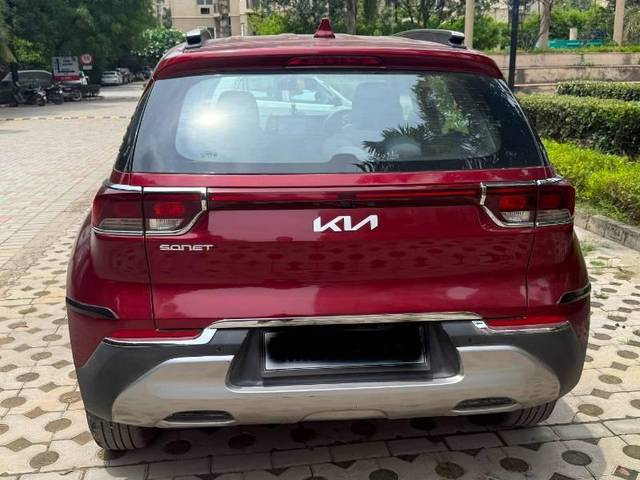 https://images10.gaadi.com/usedcar_image/4614593/original/processed_233520f4-728f-4372-8ec3-10f763bbcc06.jpg?imwidth=6402