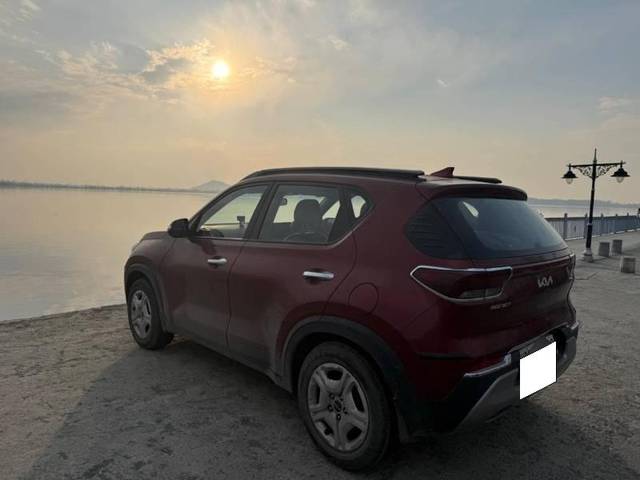 https://images10.gaadi.com/usedcar_image/4614593/original/processed_74f8d58d-7d53-475b-b539-bffda4abf34d.jpeg?imwidth=6401