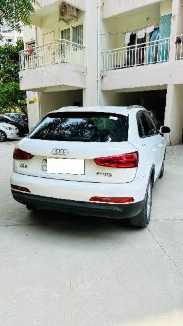 https://images10.gaadi.com/usedcar_image/4614603/original/processed_339271d8-ac63-47fe-a1cc-cbedbfbd8407.jpeg?imwidth=6401