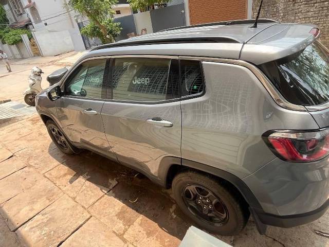 https://images10.gaadi.com/usedcar_image/4614605/original/processed_dea26fc9-cdce-446d-99a2-e4f8ebe57b3f.jpeg?imwidth=6400