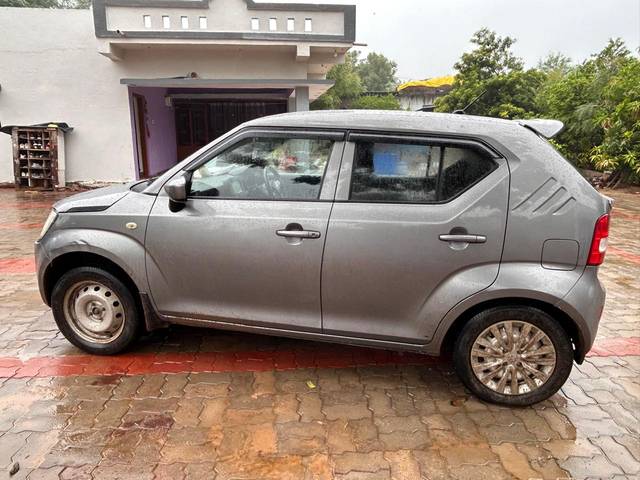 https://images10.gaadi.com/usedcar_image/4614642/original/7efe63ae-1502-4ff7-addc-9a0e57d3db65.jpg?imwidth=6402