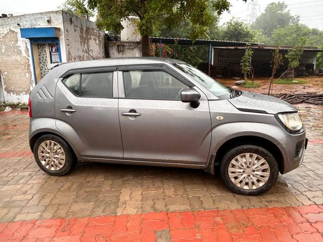 https://images10.gaadi.com/usedcar_image/4614642/original/processed_b4ddaf2a-b63e-436e-973c-3d1085f66ad4.jpg?imwidth=6400