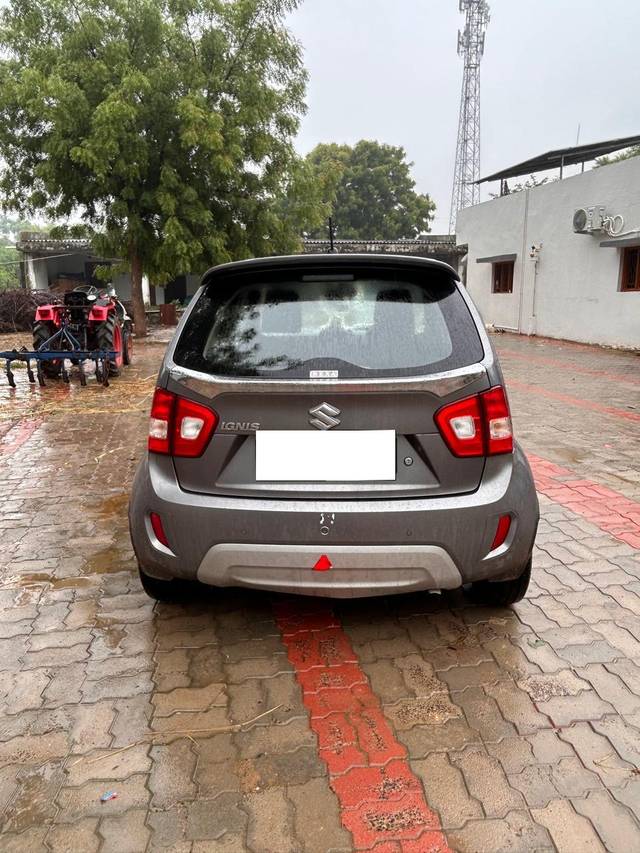 https://images10.gaadi.com/usedcar_image/4614642/original/processed_c800a089-4b66-4c05-9020-9ec823456b0a.jpg?imwidth=6401