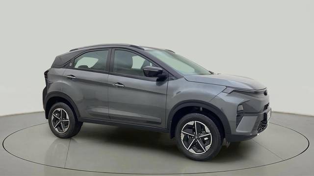 https://images10.gaadi.com/usedcar_image/4614655/original/6b9d9d652fce1b3ea7c406306f0bb0b1.jpg?imwidth=6400