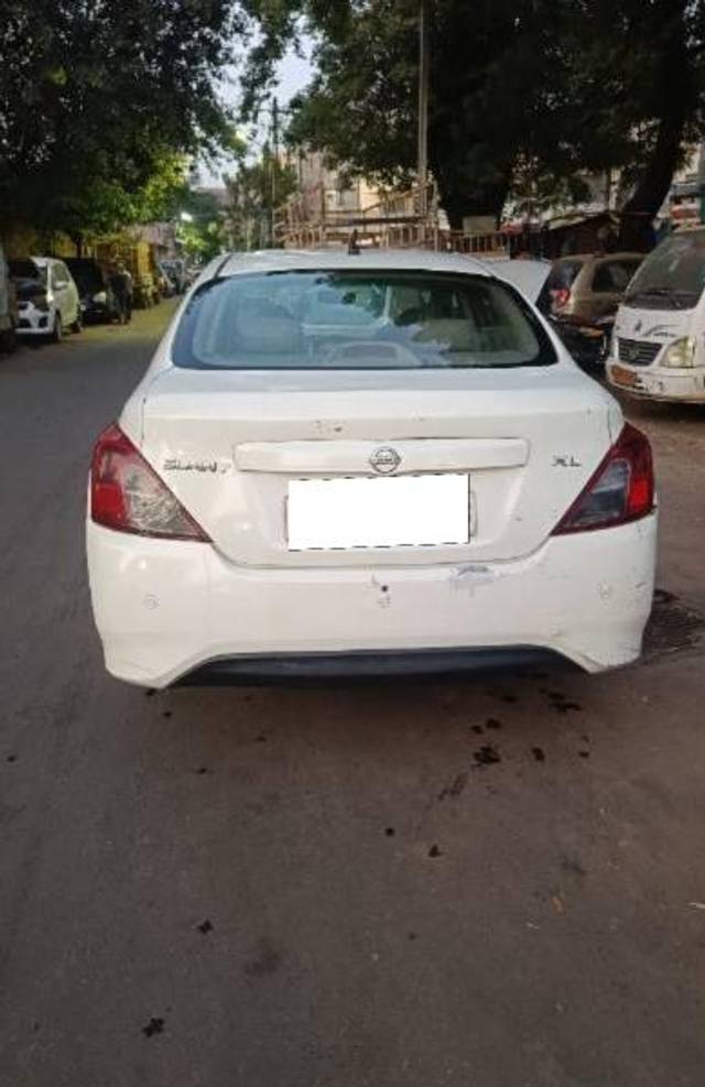 https://images10.gaadi.com/usedcar_image/4614784/original/processed_3948b8be-df15-403a-89a8-191400998c12.jpg?imwidth=6400