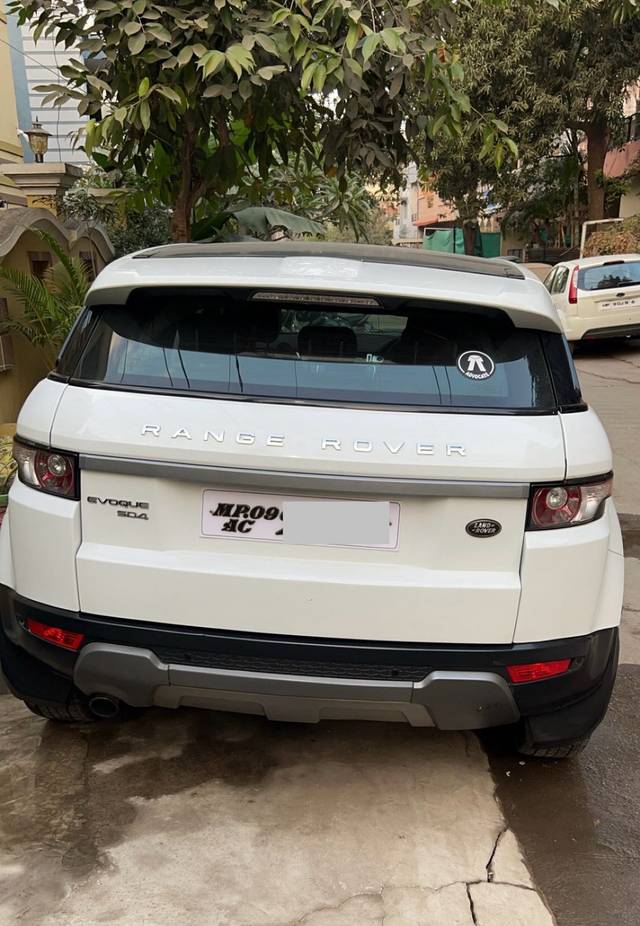 https://images10.gaadi.com/usedcar_image/4614794/original/58f82f783bb810d5921804adecc92283.jpeg?imwidth=6402
