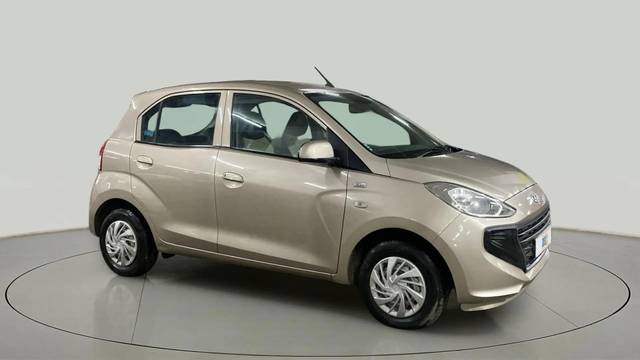 https://images10.gaadi.com/usedcar_image/4614851/original/f40a445b9256084c32dedfed7cd688b6.jpg?imwidth=6400