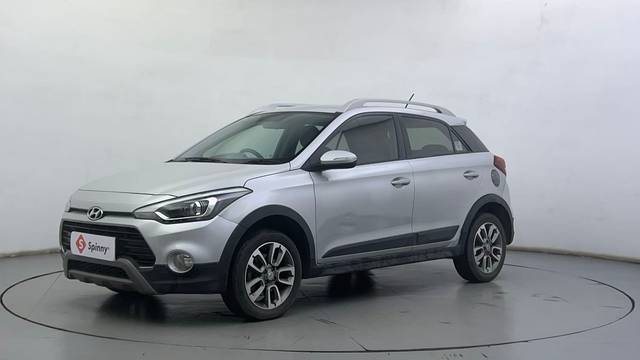 https://images10.gaadi.com/usedcar_image/4614863/original/7b1c14bafe140dd0bcd48a89cc819e96.JPG?imwidth=6400
