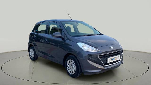 https://images10.gaadi.com/usedcar_image/4614874/original/c3ecf8cacb37ddc01122a3d4a73805ff.jpg?imwidth=6400