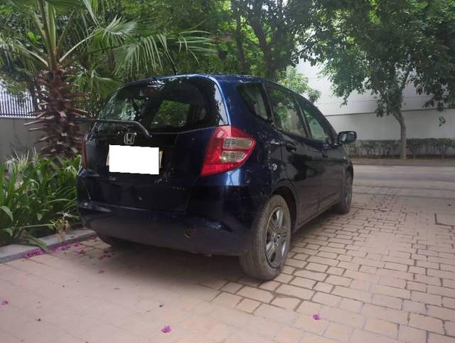 https://images10.gaadi.com/usedcar_image/4614897/original/processed_765e8217-e56e-4407-87cf-4627c8b8e24a.jpg?imwidth=6401