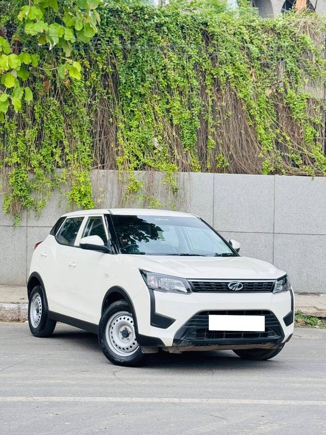 https://images10.gaadi.com/usedcar_image/4614955/original/processed_6535d134261fe7dd0e1269b94849a721.jpg?imwidth=6400