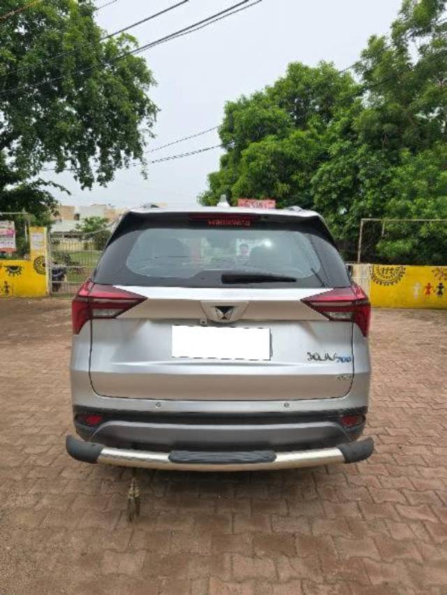 https://images10.gaadi.com/usedcar_image/4614967/original/processed_f1ae185c-827f-4d3a-84f8-a2e6166eb43a.jpg?imwidth=6402