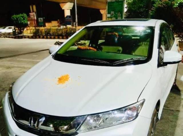 https://images10.gaadi.com/usedcar_image/4614993/original/processed_18227684-eb3f-4f17-a91f-f21075742cfd.jpg?imwidth=6401