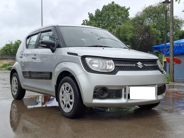 https://images10.gaadi.com/usedcar_image/4615062/original/processed_8a253ed3c3c653953e11c8bb3e1c959b.jpg?imwidth=6400