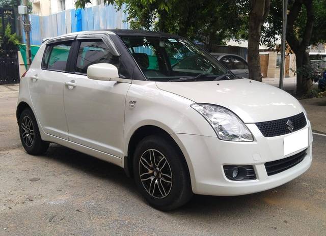https://images10.gaadi.com/usedcar_image/4615070/original/processed_63969b5bca683ad3553878fd20c04462.jpg?imwidth=6400