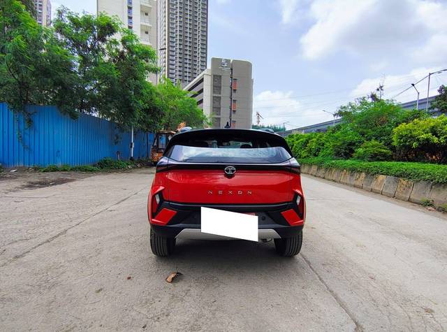 https://images10.gaadi.com/usedcar_image/4615112/original/processed_dd8345dbe3c28d49f3814ea7564b520b.jpg?imwidth=6401