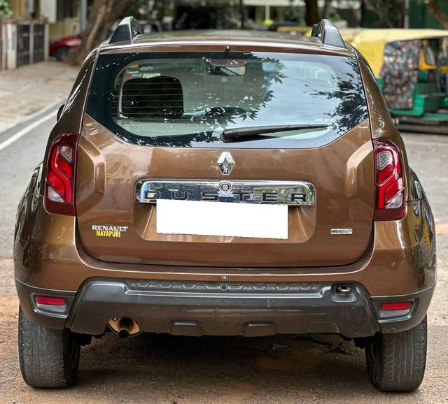 https://images10.gaadi.com/usedcar_image/4615117/original/processed_541fbd98a7cc366f52d15b4d7c3739b5.jpg?imwidth=6402