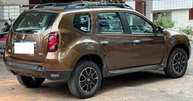 https://images10.gaadi.com/usedcar_image/4615117/original/processed_6acda2cde9e692f1722036fc5f36a948.jpg?imwidth=6401