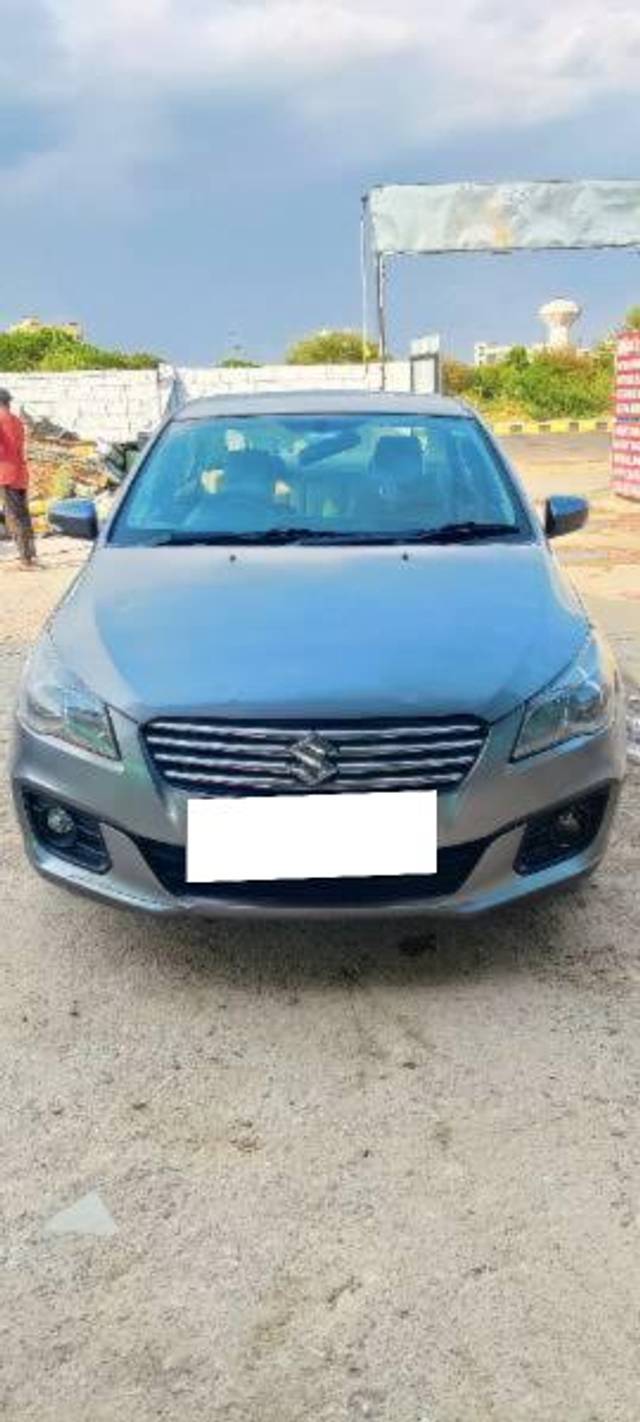 https://images10.gaadi.com/usedcar_image/4615173/original/processed_fe93bf72-e30d-401d-a616-08e66eef6b9e.jpg?imwidth=6400