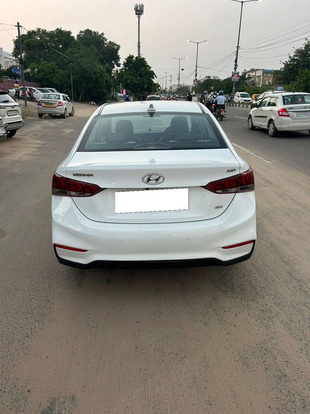 Second-hand 2019 Hyundai Verna CRDi 1.6 AT SX for sale in Jaipur-10