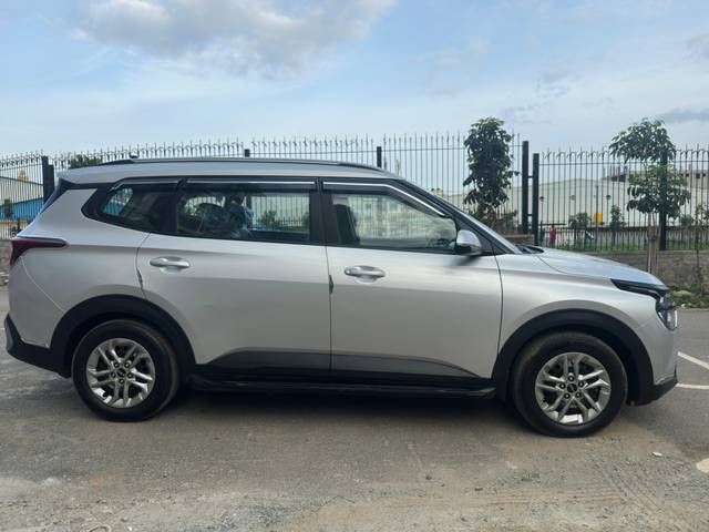 https://images10.gaadi.com/usedcar_image/4615227/original/9b6049f9c6fd6fabbceb88f111a9105b.jpg?imwidth=6401