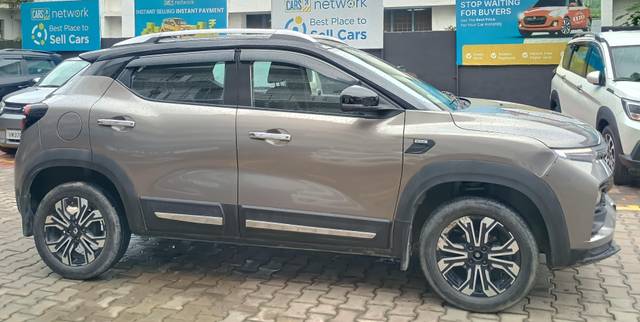 https://images10.gaadi.com/usedcar_image/4615229/original/processed_9441fb83-545c-41ba-9547-8351df480bd5.jpg?imwidth=6401