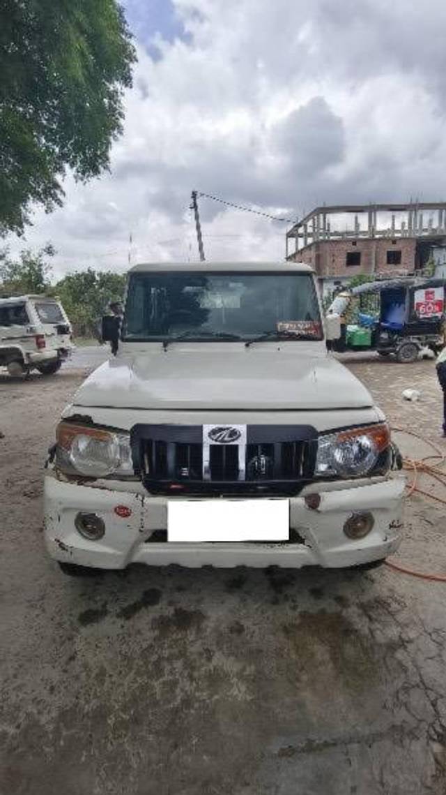 https://images10.gaadi.com/usedcar_image/4615254/original/processed_d6a772eb-05d5-46bd-8316-e2e67a4af32e.jpeg?imwidth=6400