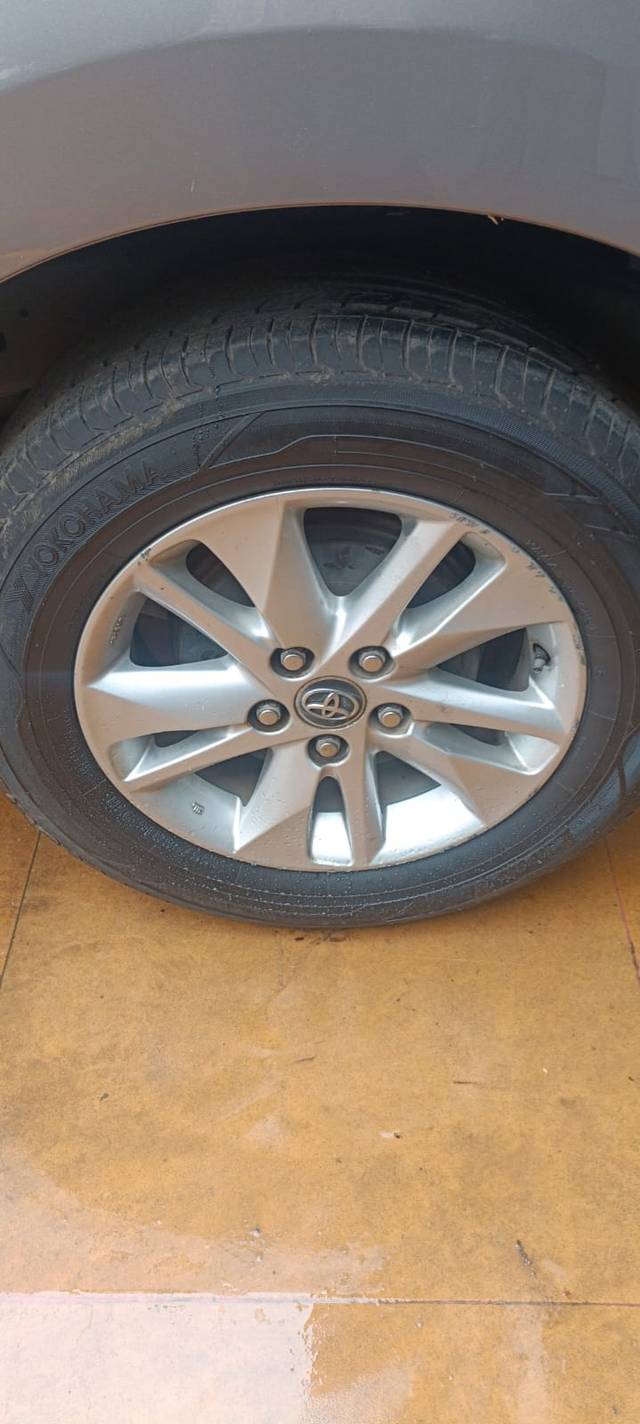 https://images10.gaadi.com/usedcar_image/4615322/original/a5ee6f2d938f2b4708e61ec4da5da695.jpeg?imwidth=6402