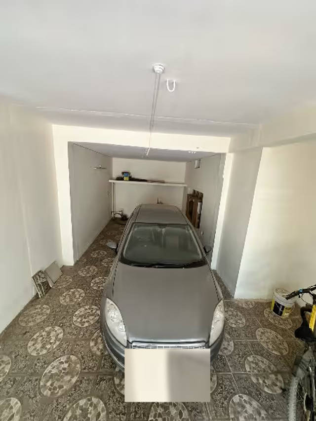 https://images10.gaadi.com/usedcar_image/4615387/original/2153705b-33eb-4a1f-aa29-5470dc5e8e32.png?imwidth=6400