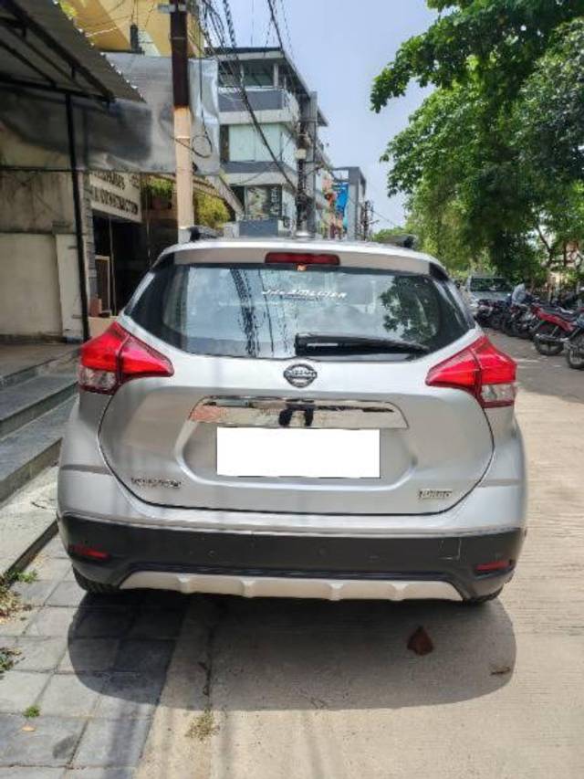 https://images10.gaadi.com/usedcar_image/4615390/original/processed_5853a86c-7006-4811-b86b-2ee2f8be781d.jpg?imwidth=6401